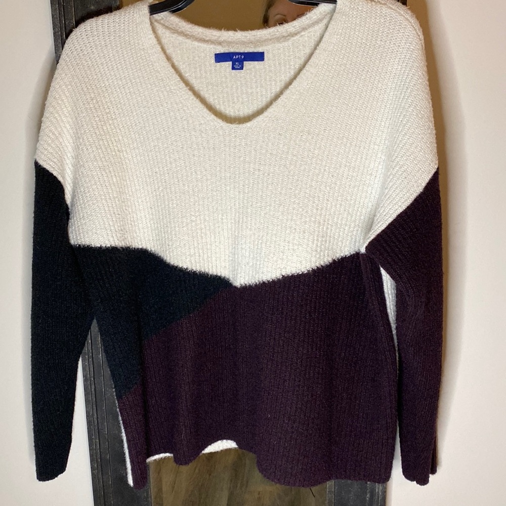 APT.9 color block sweater